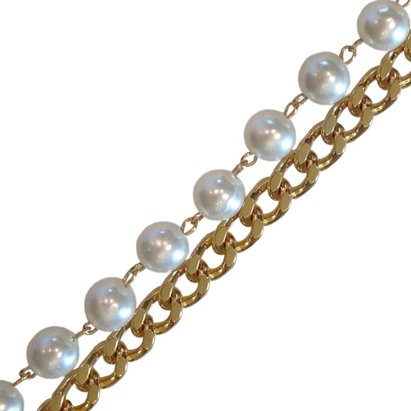 8 Golden Tone Fashion Bracelets, Elegant Jewelry - Picture 7 of 9